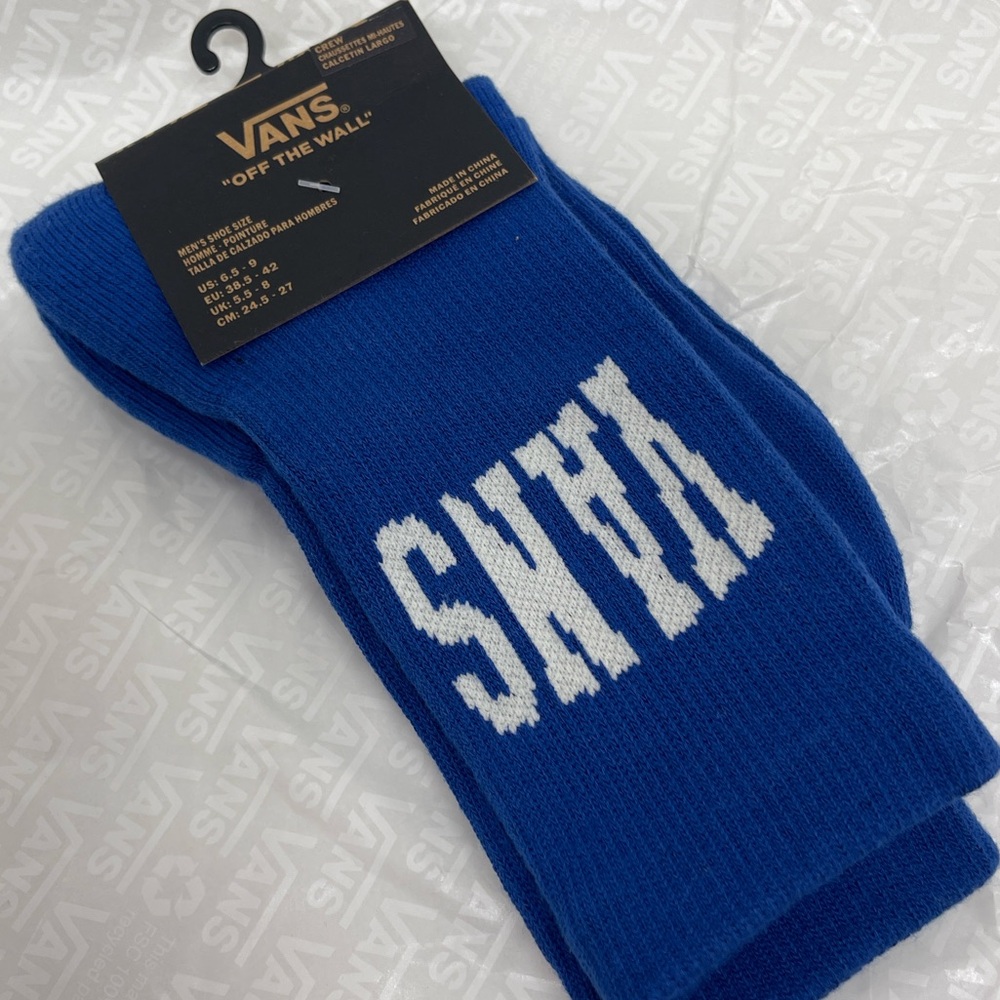 VANS "Off The Wall" Crew socks 
New with the tag authentic Vans socks (1 pair) - Picture 15 of 16
